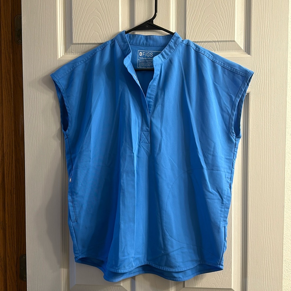 Figs Top Capri Blue